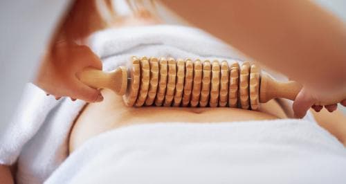 Maderotherapie (Massage)
