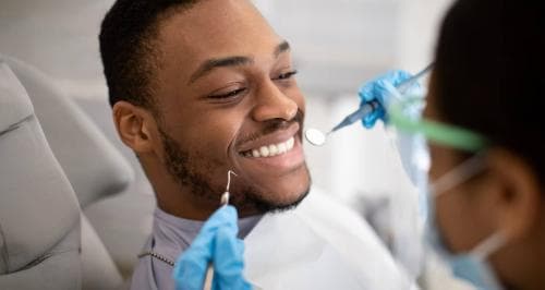 Dentalhygiene – optional mit Kontrolle/Bleaching