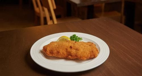 2für1 Menü mit Poulet-Schnitzel oder Poulet-Cordon-Bleu
